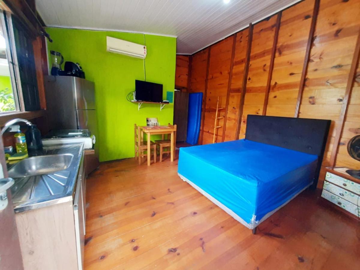 827 Chale Pe Na Areia, Completo Na Praia Do Estaleiro Em Ubatuba - 1 Dormitorio, 1 Banheiro, 1 Vaga De Garagem Exterior foto